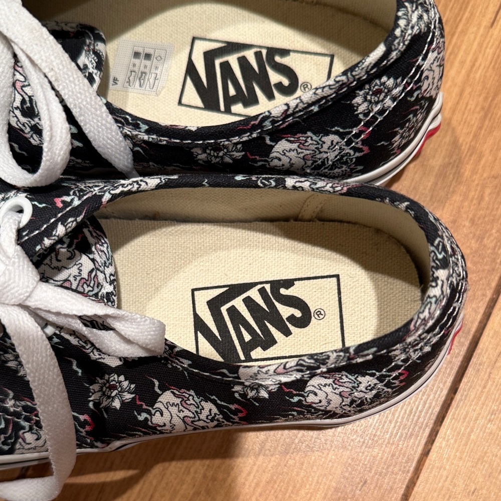 Vans Era Line Flash Skull and Flowers Black, White and Red Lace Up Sneakers - Picture 2 of 11